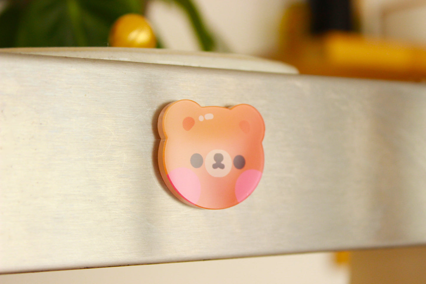 Kawaii Kuma Bear Magnet - vivianevalenta