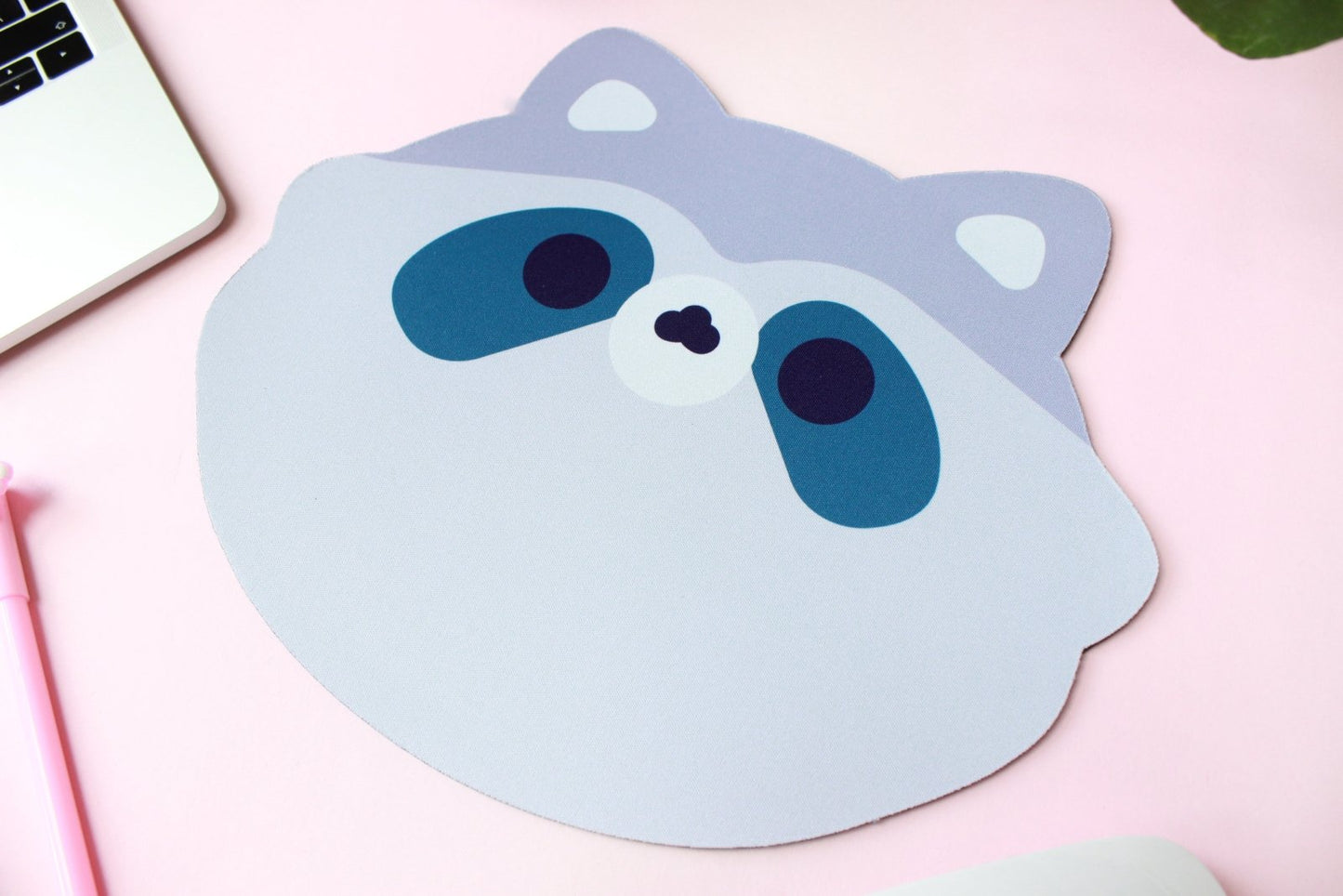 Raccoon Mouse Pad - vivianevalenta